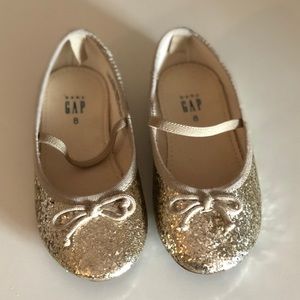 GAP Toddler 8 Gold Glitter Ballet Flats - NWOT